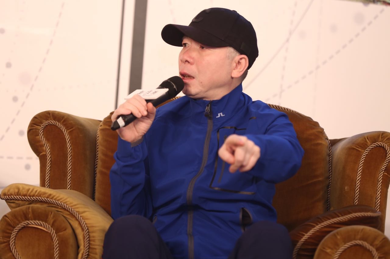 冯小刚谈小鲜肉的照片,冯小刚怒批小鲜肉