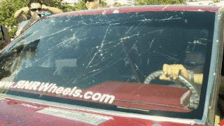 最火最震撼的车载超级低音炮,魔震车载低音炮