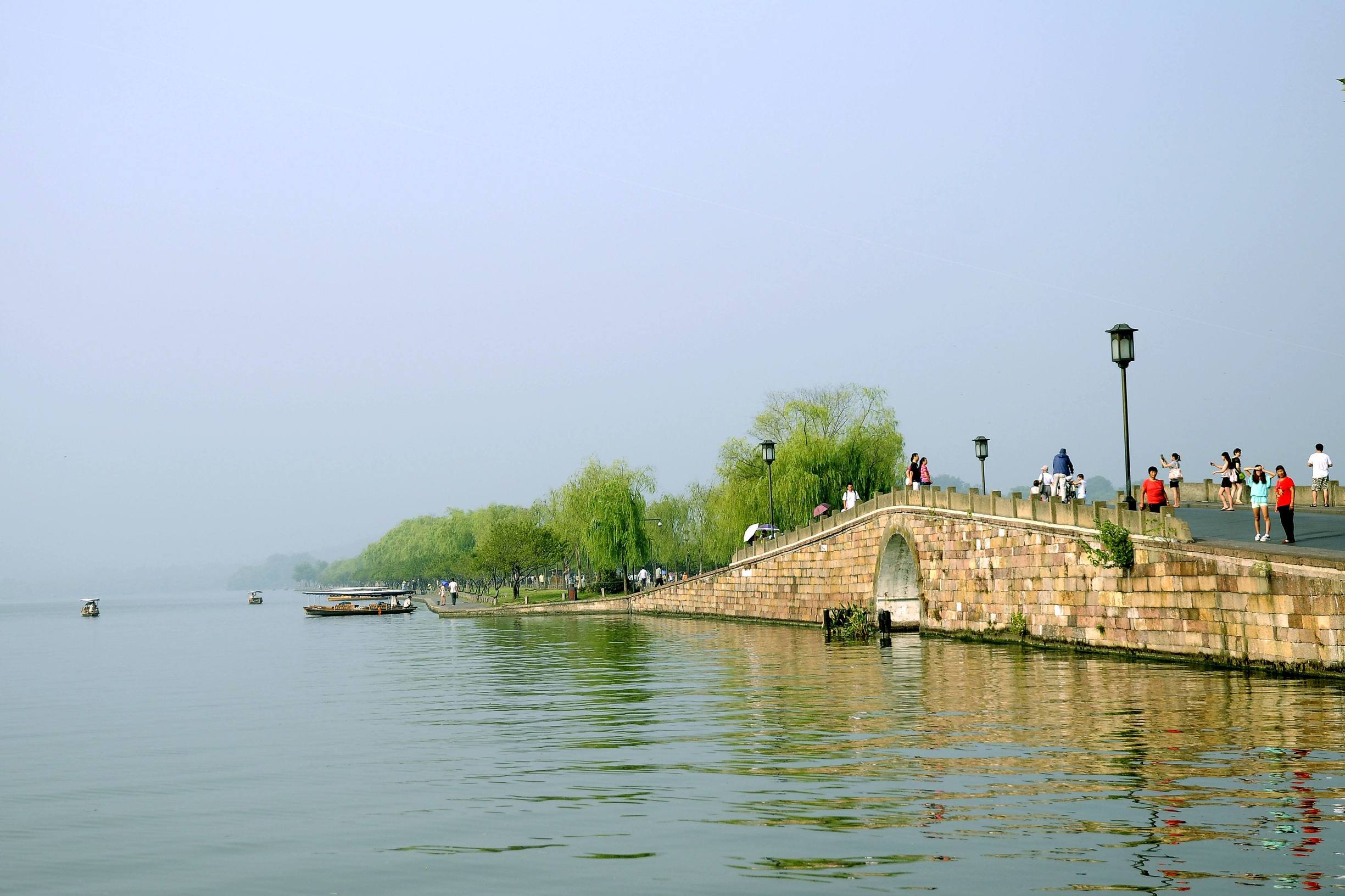 杭州地铁凤起路站哪个出口到西湖,西湖哪个地铁口最好