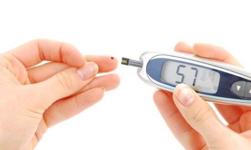 宫颈癌更容易找上这六类女性，有这些情况要及时体检