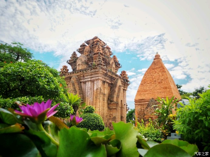 古迹寻访越南芽庄占婆塔,探索越南神秘长发村