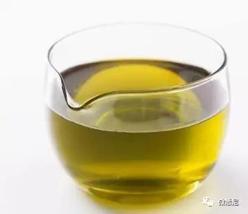 脑癌晚期医生让其准备后事，但女子喝了一种油，肿瘤竟消失了！