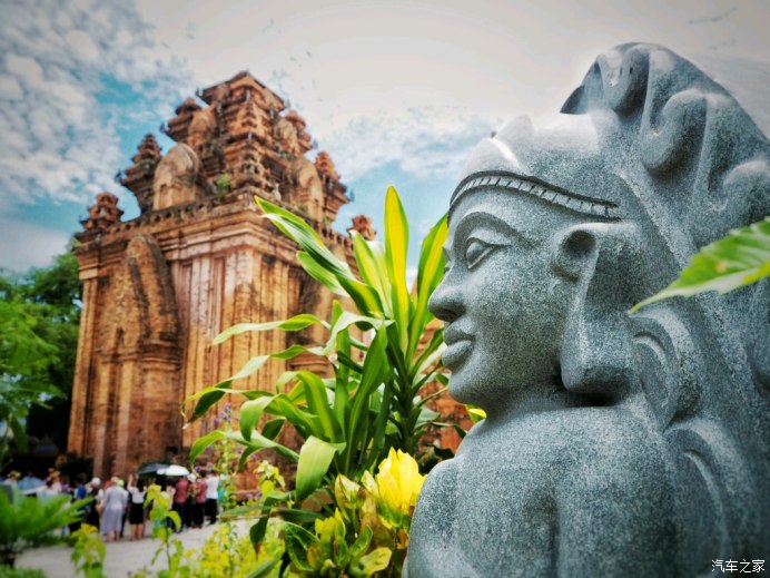 古迹寻访越南芽庄占婆塔,探索越南神秘长发村