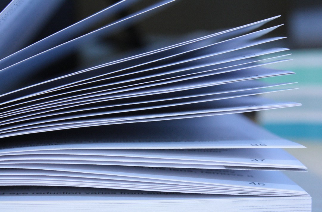 员工手册与劳动合同不一致,劳动合同和员工手册以什么为准