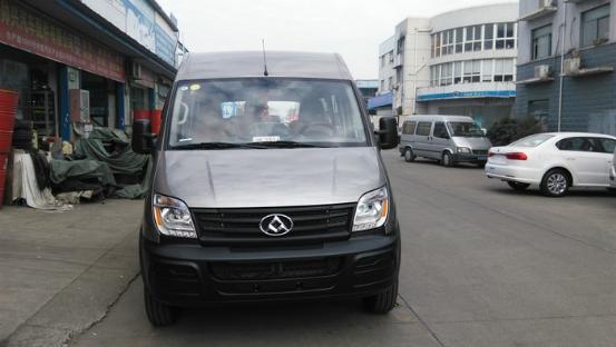 大通v80国六油耗多少钱一公里,大通v80短轴低顶和中顶油耗差别