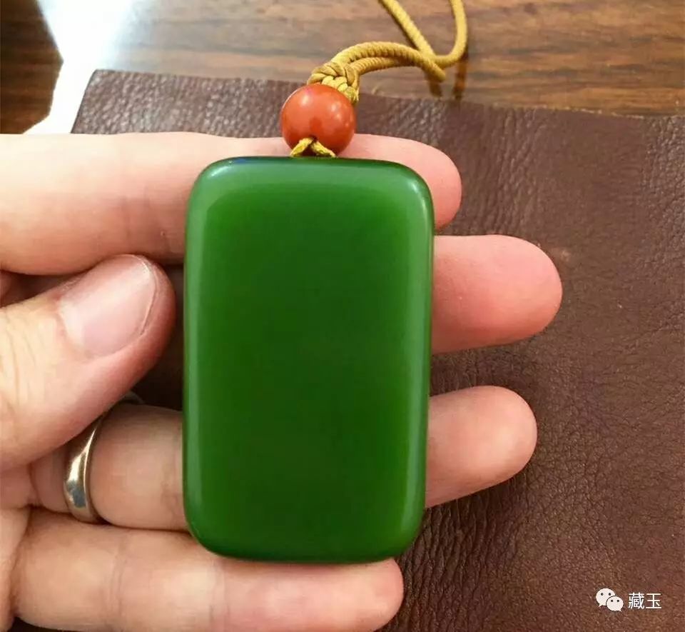 他靠一个名词就能让自己的玉价格翻几倍，太神奇了