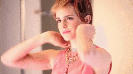 岛国研发让你躺在床上都能洗头的机器，满屏都是不可描述的画风！