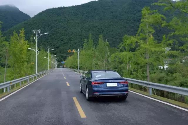 奥迪a5开起来和a4有什么不一样吗,奥迪a5和a6l哪个提速快