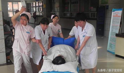 怀孕38周破水是什么原因,38周孕妇破水应该怎么办