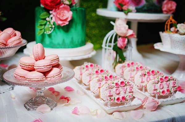 甜食吃多了，不仅容易变胖，还会加速衰老！5个步骤教你解决问题