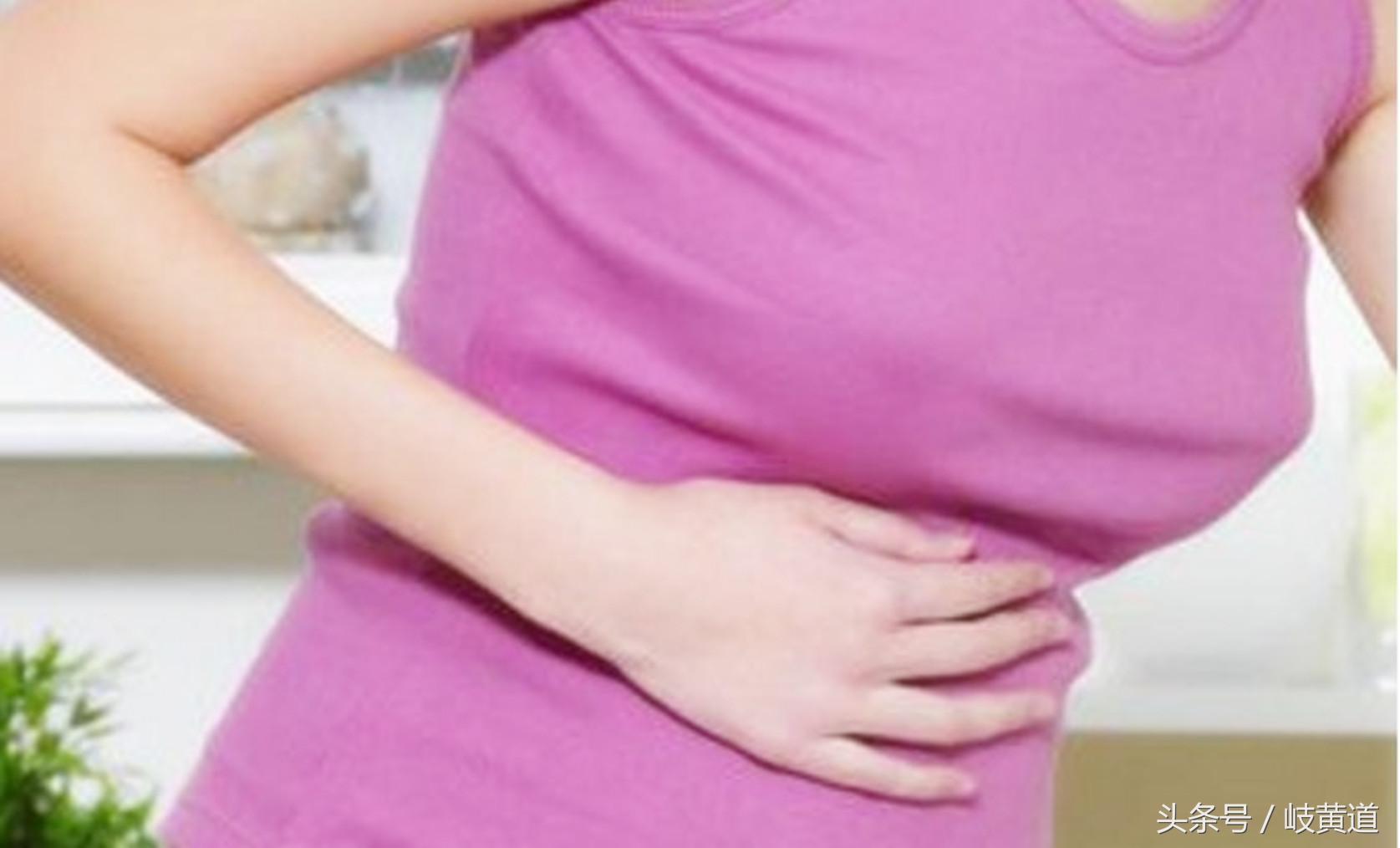 女子上腹部疼痛上吐下泻,女性上腹部疼还恶心想吐