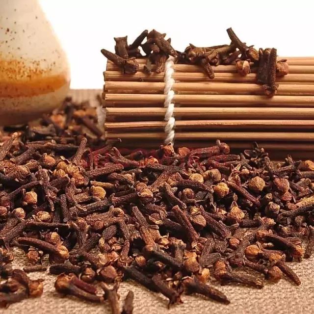 保水有方，女人如何在秋天里过得滋润？