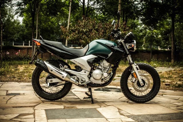 快速减速如何降挡,用降档减速的方法伤车吗