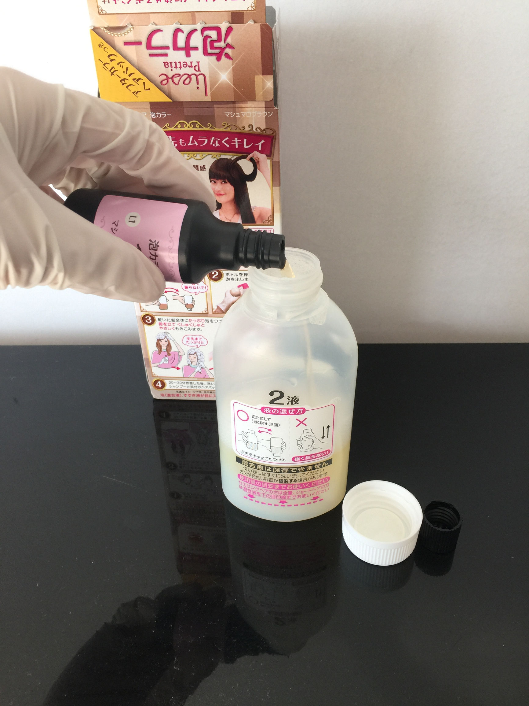 泡沫染发剂的错误示范，小仙女们千万不要这样做！