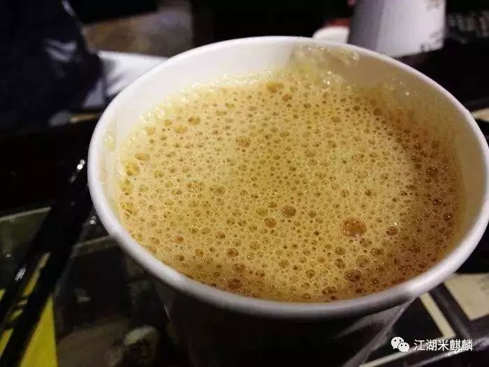 绍兴百年老字号美食臭豆腐,100块钱吃遍水塔美食街