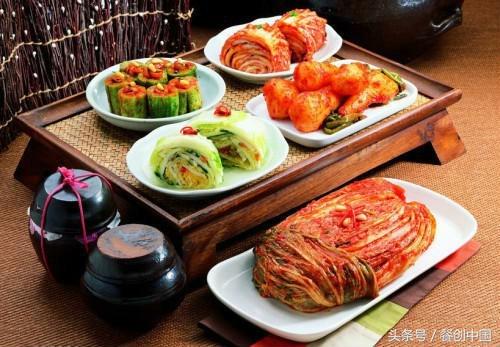 摆摊卖泡菜一个月能卖多少钱,泡菜一年赚1000万