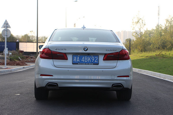 2017款宝马528li试驾视频,18款宝马528li上市特别版试驾