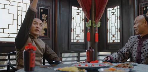 剧情已过半，主角领盒饭，反套路不断，《那年花开》的脑洞忒厉害