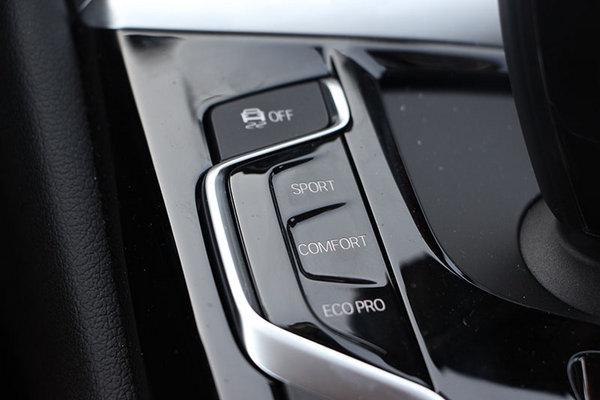 2017款宝马528li试驾视频,18款宝马528li上市特别版试驾