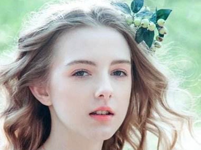 露额头好看的人适合留什么发型,露额头好看是属于什么脸型