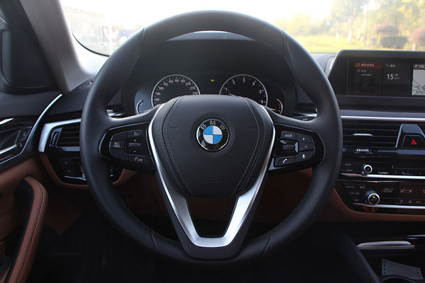 2017款宝马528li试驾视频,18款宝马528li上市特别版试驾