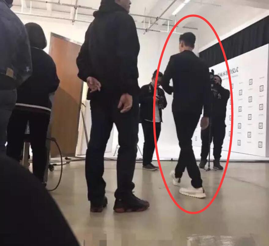 从邓伦刚代言的微商说起，谢娜关晓彤马伊琍朱茵都曾为微商代过言