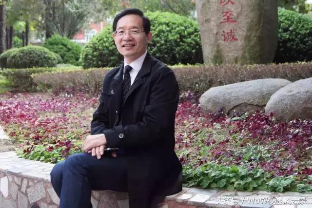 娴︿笢寤哄钩涓鏍￠暱,涓婃捣甯傚缓骞充腑瀛﹁タ鏍℃崲鏍￠暱