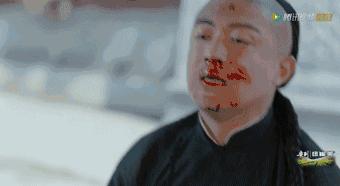 剧情已过半，主角领盒饭，反套路不断，《那年花开》的脑洞忒厉害