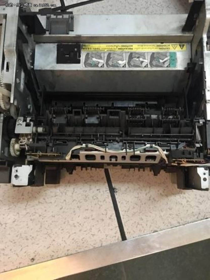 佳能mf4010b打印机没卡纸却闪,mf4010b卡纸