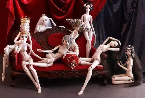 李晨花200万买的求婚娃娃，到底什么来头？