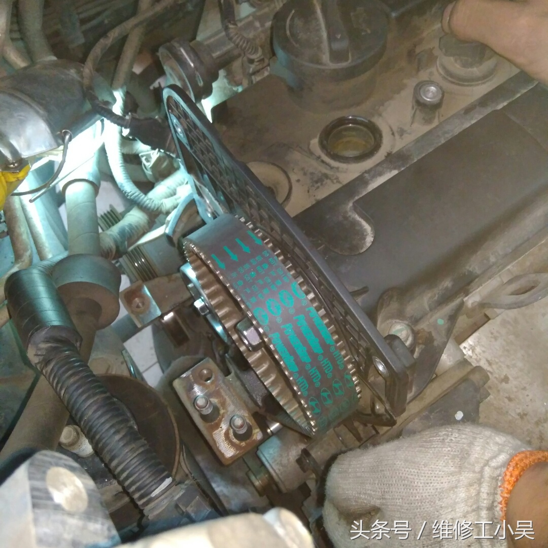 2012年起亚正时皮带怎么换,起亚更换正时三件套