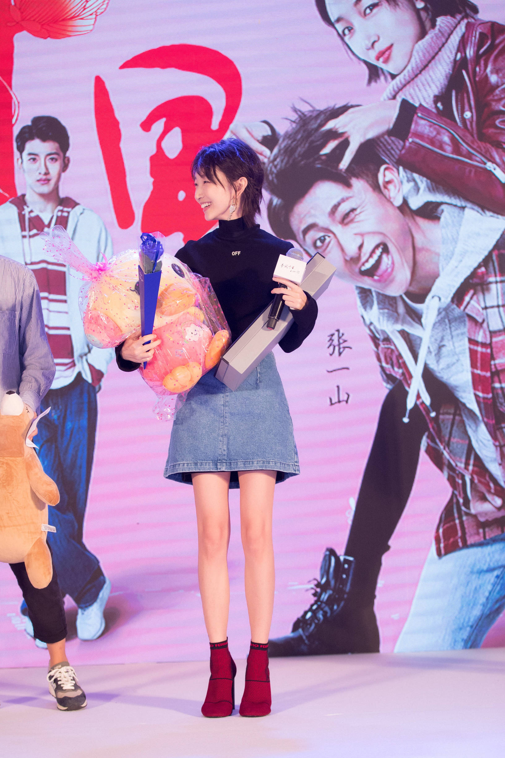 周冬雨夏季衣服穿搭,杨幂夏天穿搭风格