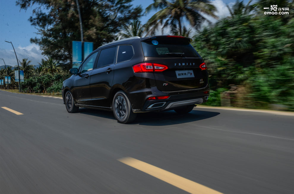 7座车买房车还是mpv,7座买霸道还是mpv