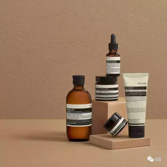 去香港别再只盯着Sasa了，真正的美容精都逛这家店……