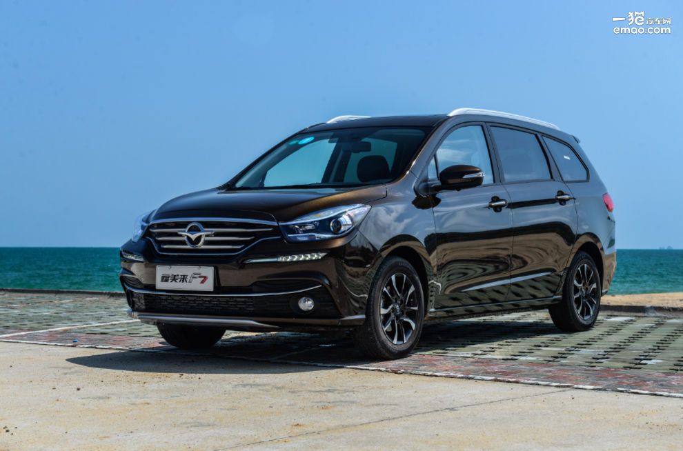 7座车买房车还是mpv,7座买霸道还是mpv