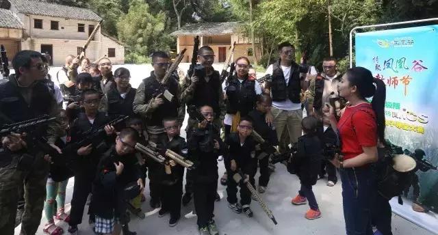 萌娃带你玩转景区,凤凰谷儿童游玩