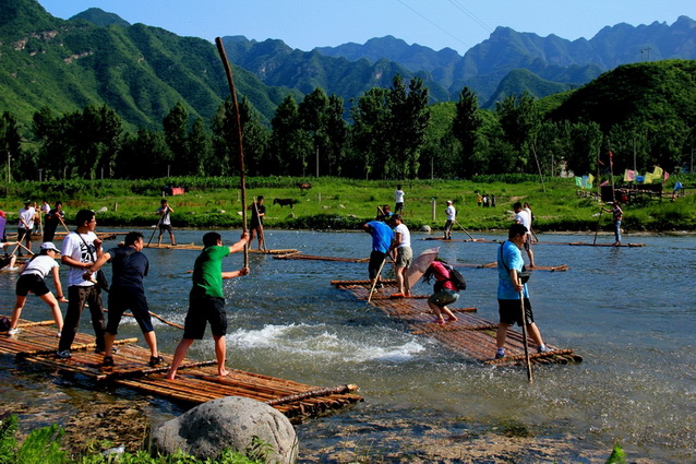 竹筏漂流桂林山涧,漂流蹦极北京