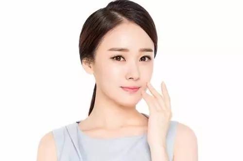 发根长小痘痘是什么原因,发根老是长痘怎么回事