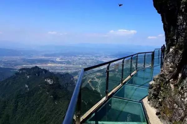 竹筏漂流桂林山涧,漂流蹦极北京