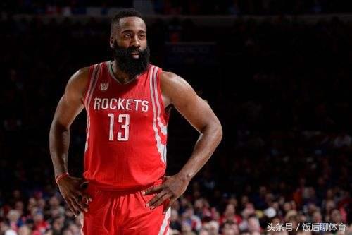 c罗和梅西的薪水谁最高,梅西和c罗历年年薪一览表