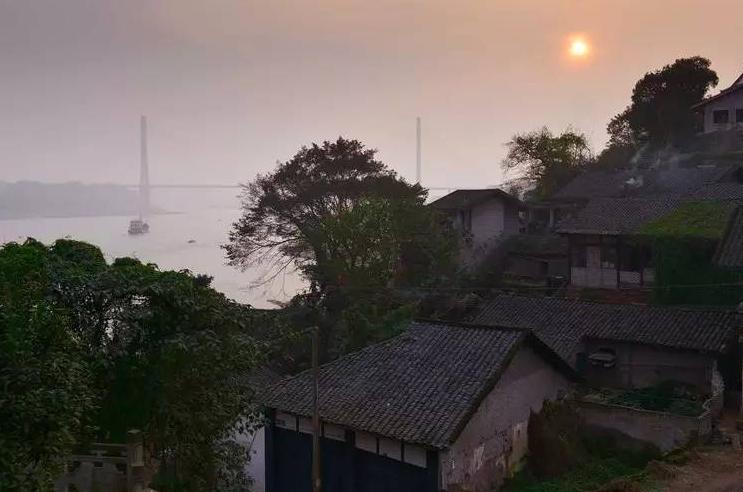 重庆周边风景优美的古镇,旅游景点推荐重庆古城