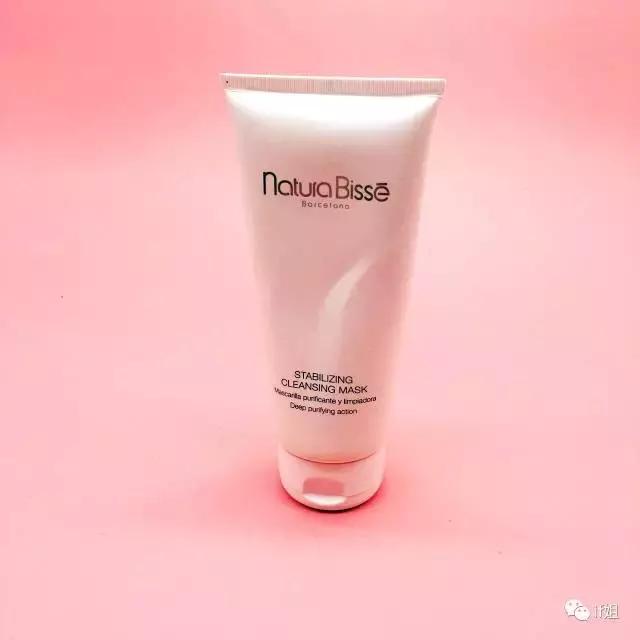 去香港别再只盯着Sasa了，真正的美容精都逛这家店……