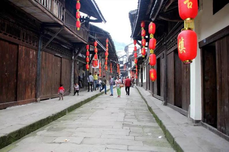 重庆周边风景优美的古镇,旅游景点推荐重庆古城