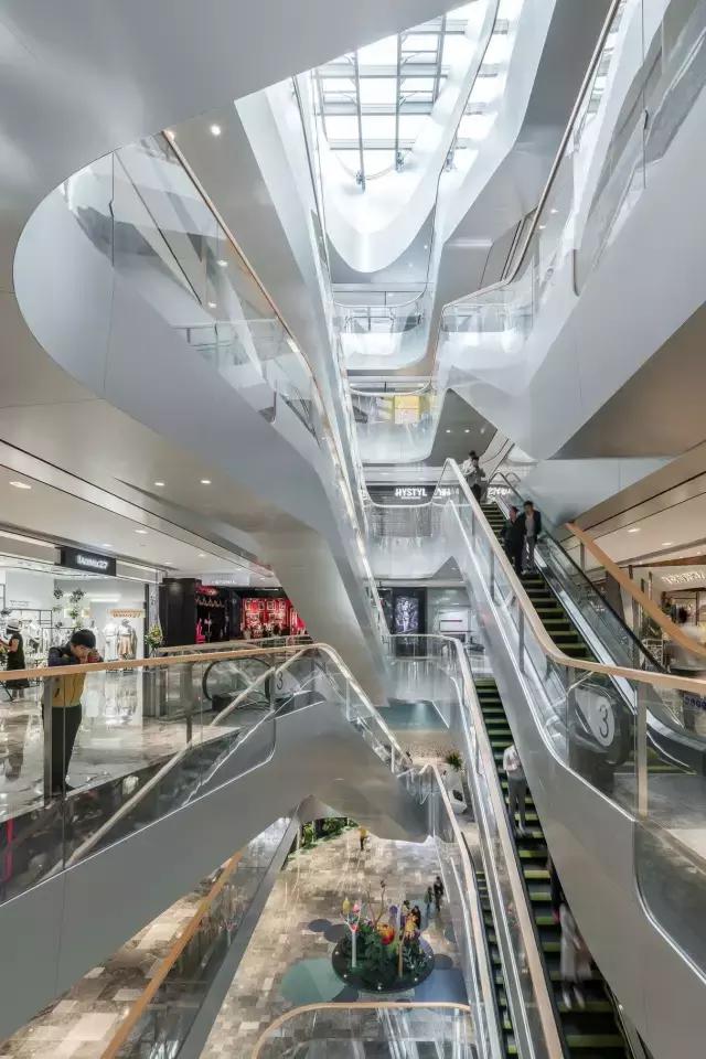 杭州来福士unstudio,杭州来福士中心有酒店吗