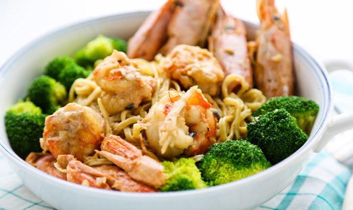 椴滆櫨鐧芥眮浼婇潰,涓夐矞浼婇潰椴滆櫨鍙ｅ懗