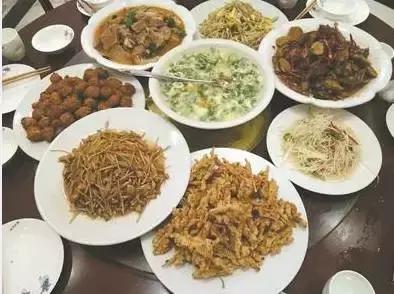 旺达牛蒡酱和酱香居牛蒡酱,旺达牛蒡