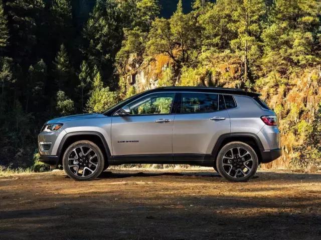 吉普指南者顶配精英版,jeep指南者进口版顶配