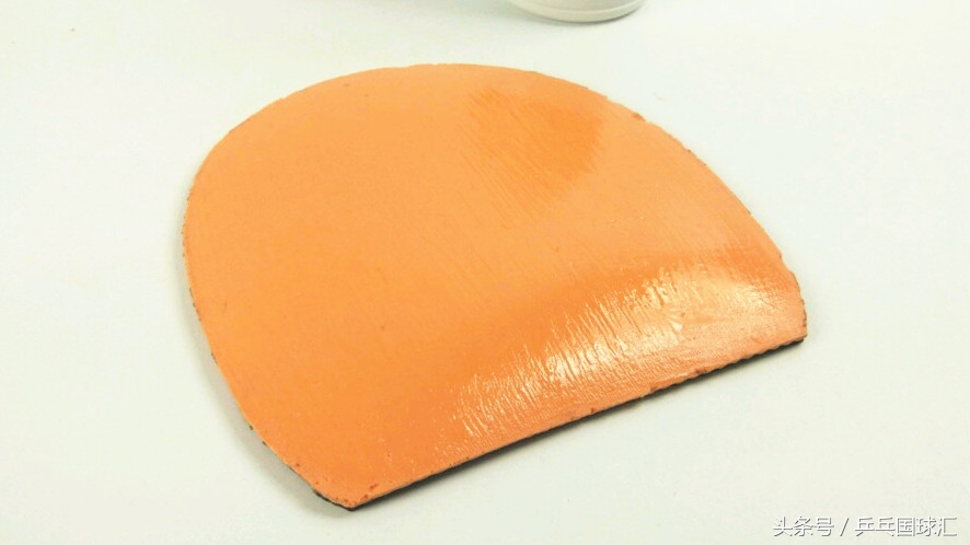 乒乓球胶皮压太紧了怎么补救,乒乓球拍胶皮不粘了怎样让它变粘