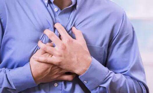 经常感觉嗓子不舒服检查是食道癌,食管癌晚期感觉胸闷是如何引起的