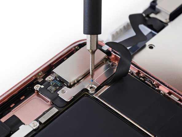 iphone7plus拆解全过程,苹果7plus与8plus的拆机区别